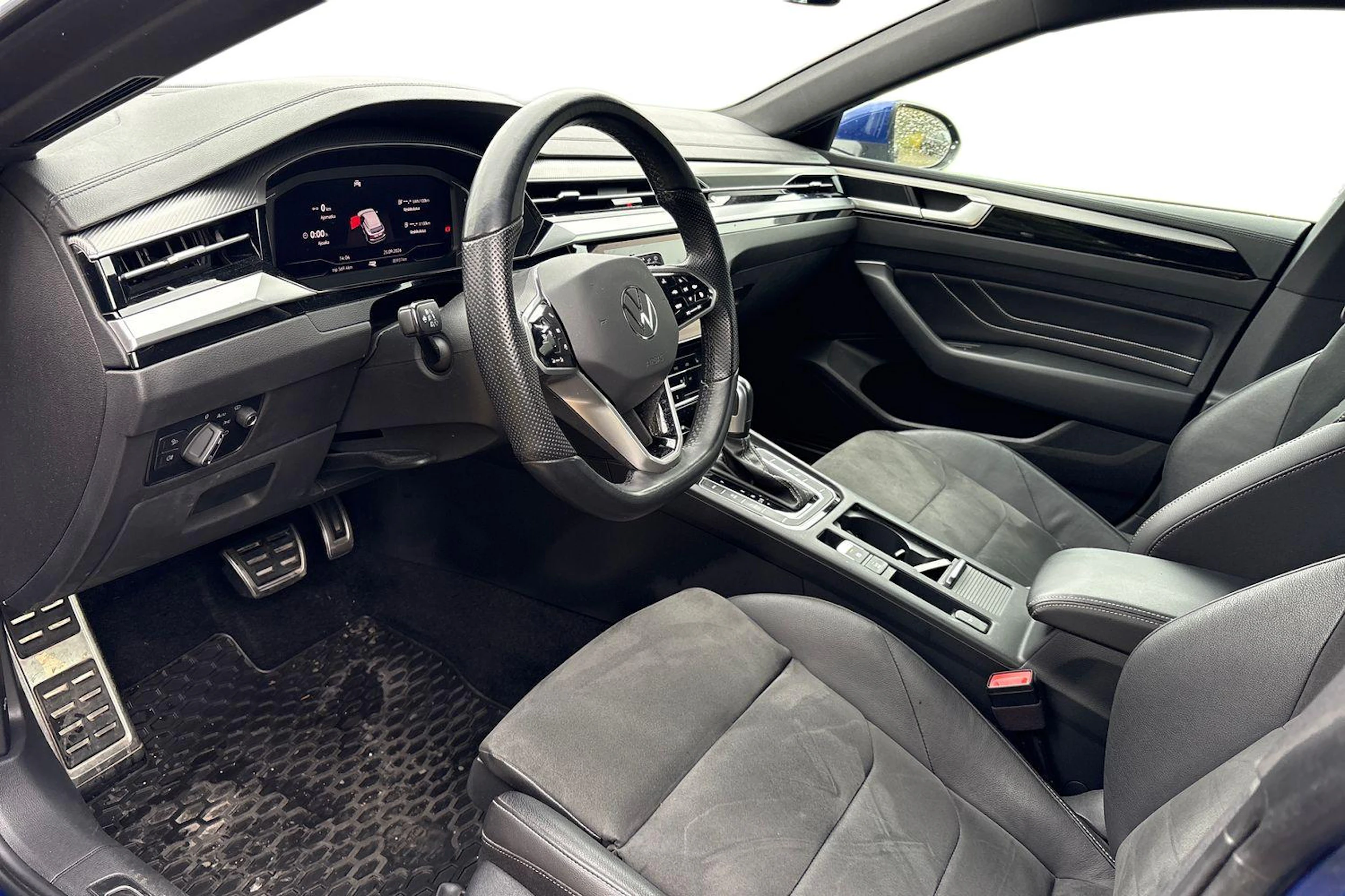 sininen Volkswagen Arteon 2022 kuva 3.