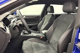 sininen Volkswagen Arteon 2022 kuva 11.