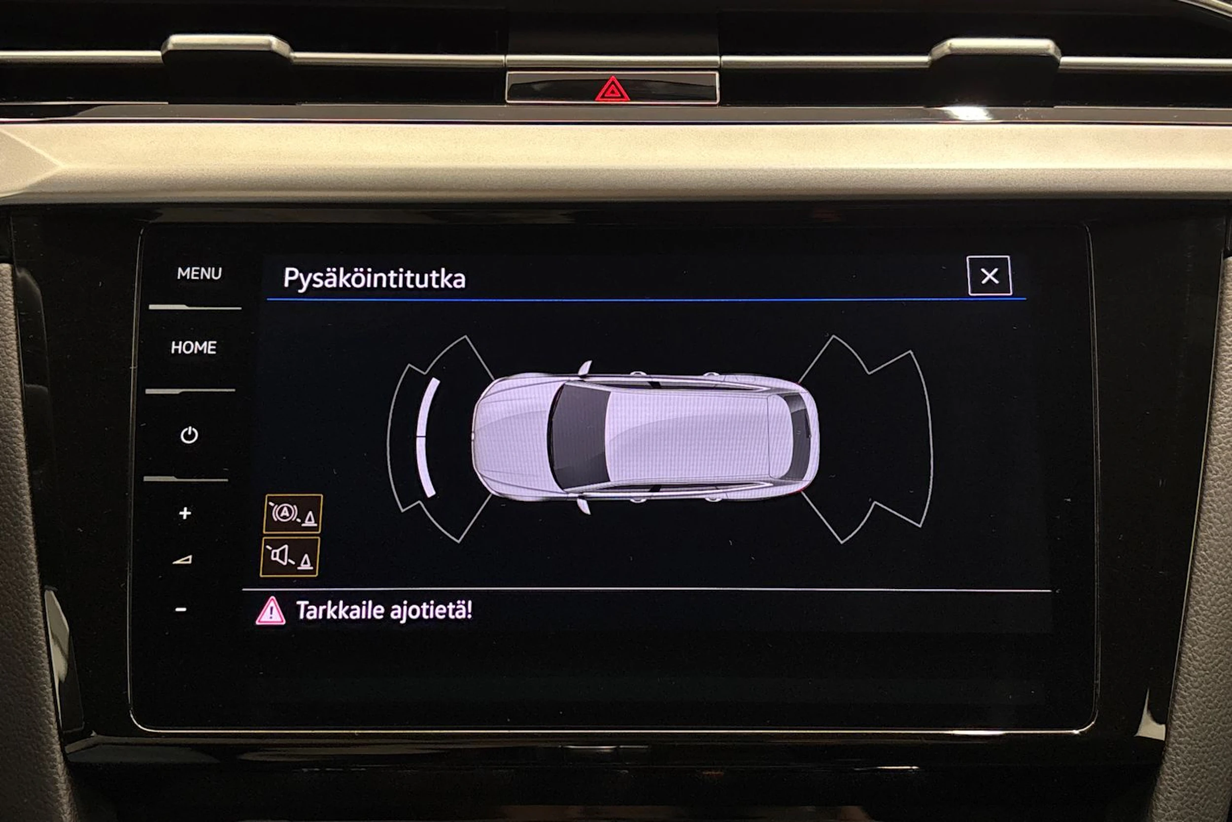sininen Volkswagen Arteon 2022 kuva 18.