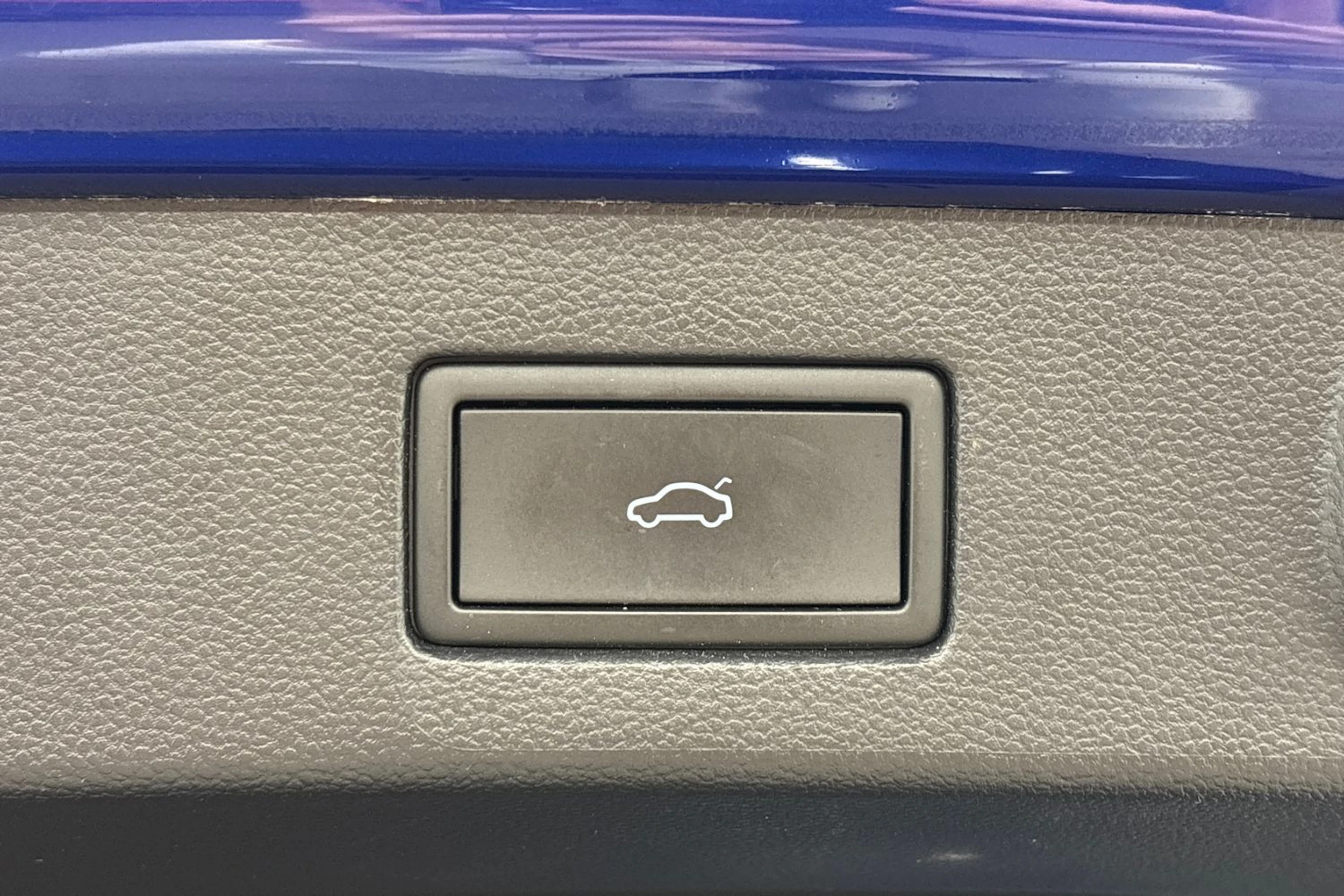 sininen Volkswagen Arteon 2022 kuva 25.