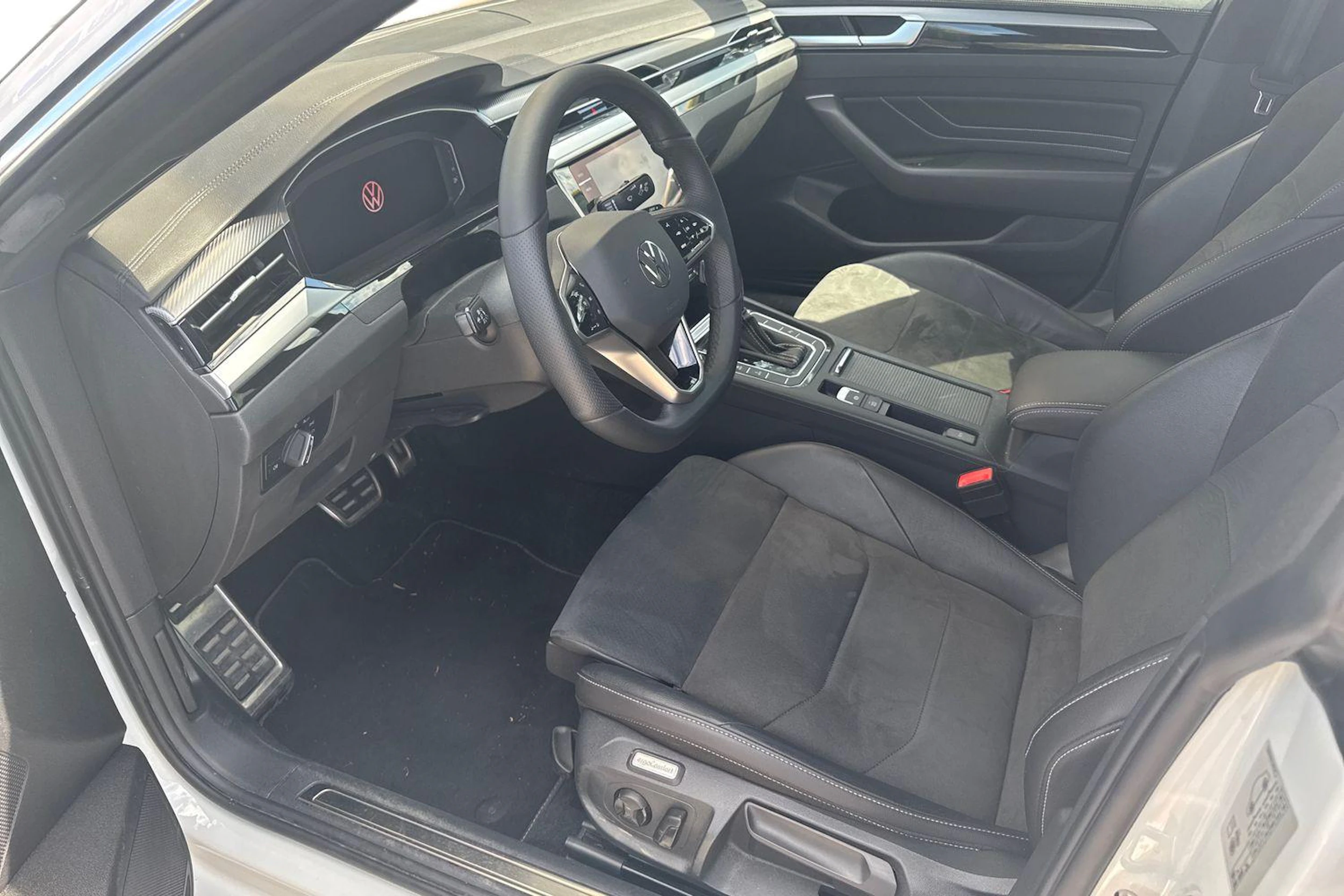 valkoinen Volkswagen Arteon 2022 kuva 3.