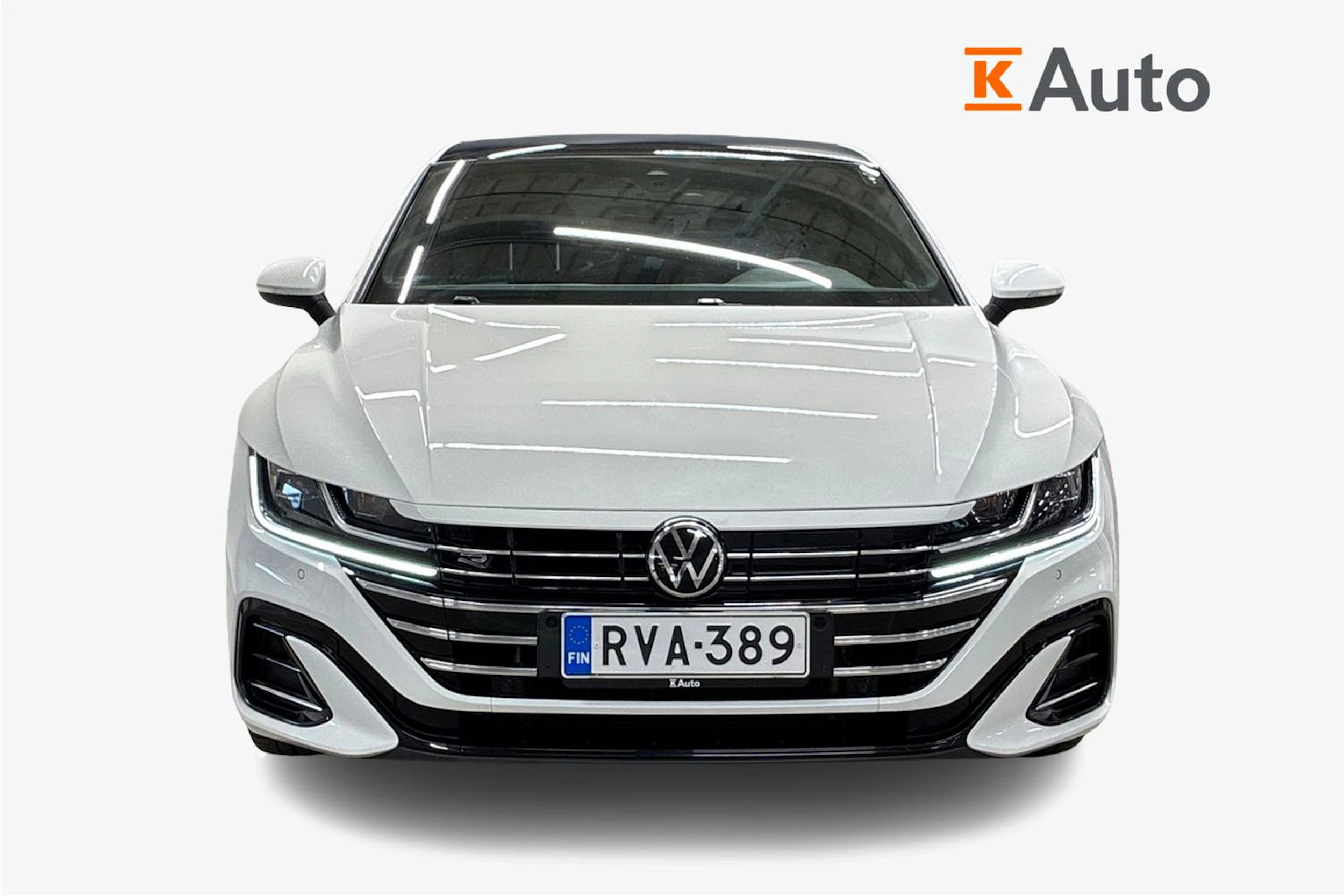 valkoinen Volkswagen Arteon 2022 kuva 4.
