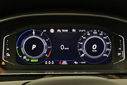 valkoinen Volkswagen Arteon 2022 kuva 12.