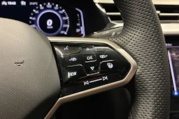 valkoinen Volkswagen Arteon 2022 kuva 14.