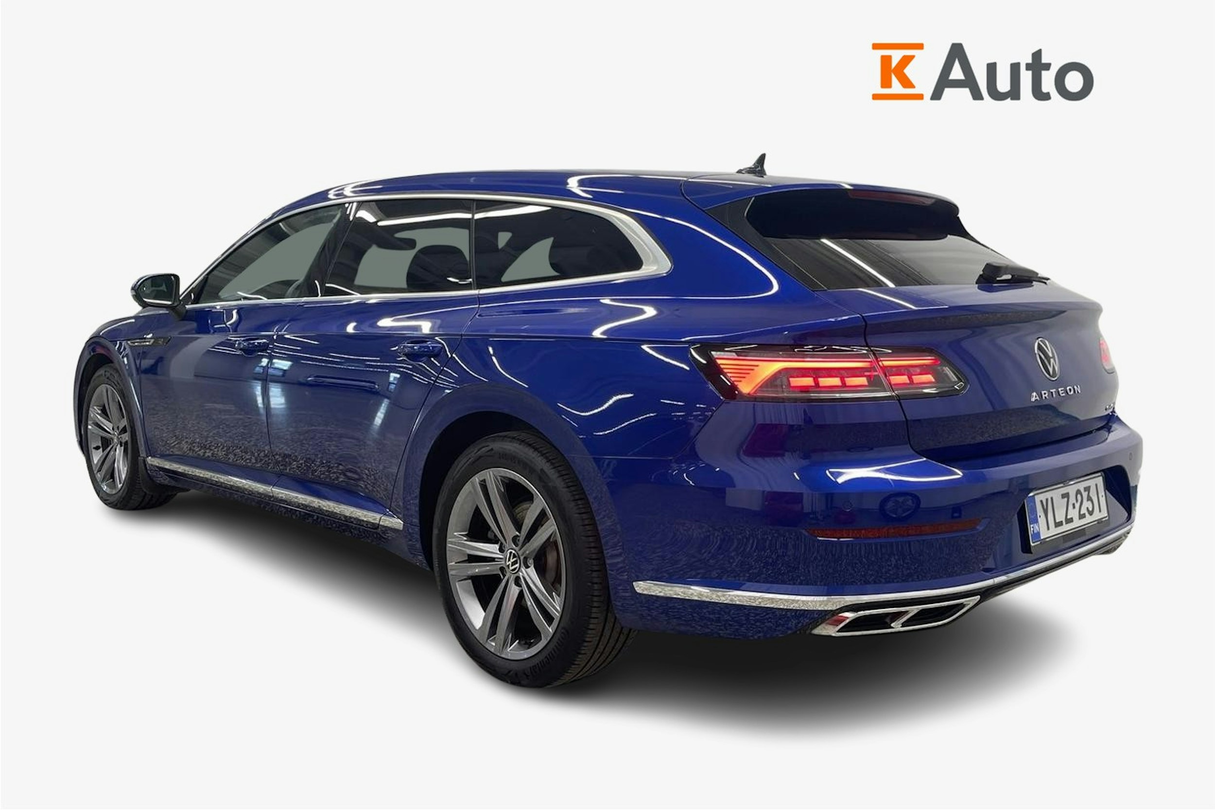 Sininen Volkswagen Arteon 2022 kuva 2.