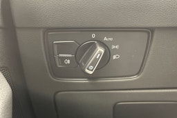 Sininen Volkswagen Arteon 2022 kuva 16.