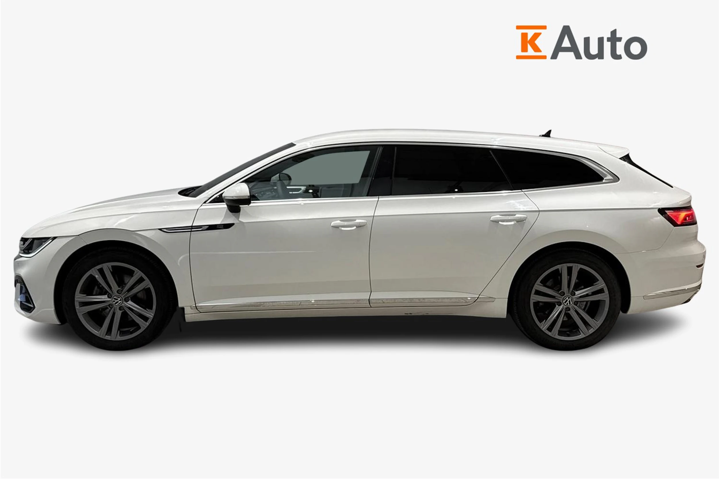 valkoinen Volkswagen Arteon 2022 kuva 5.