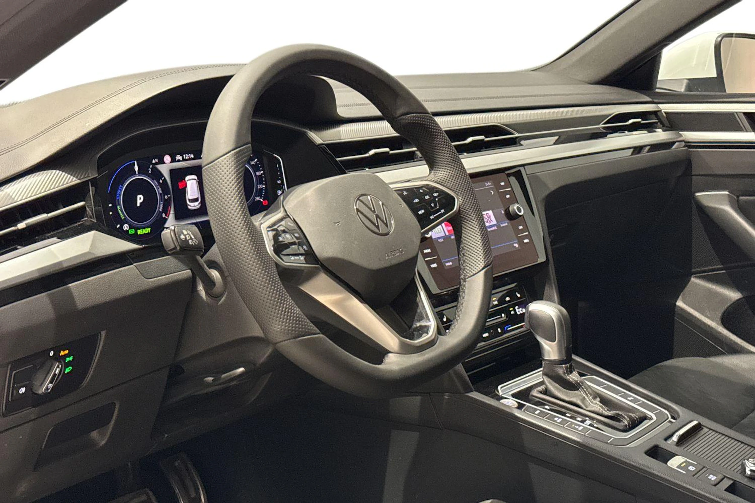 valkoinen Volkswagen Arteon 2022 kuva 6.