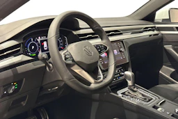 valkoinen Volkswagen Arteon 2022 kuva 6.