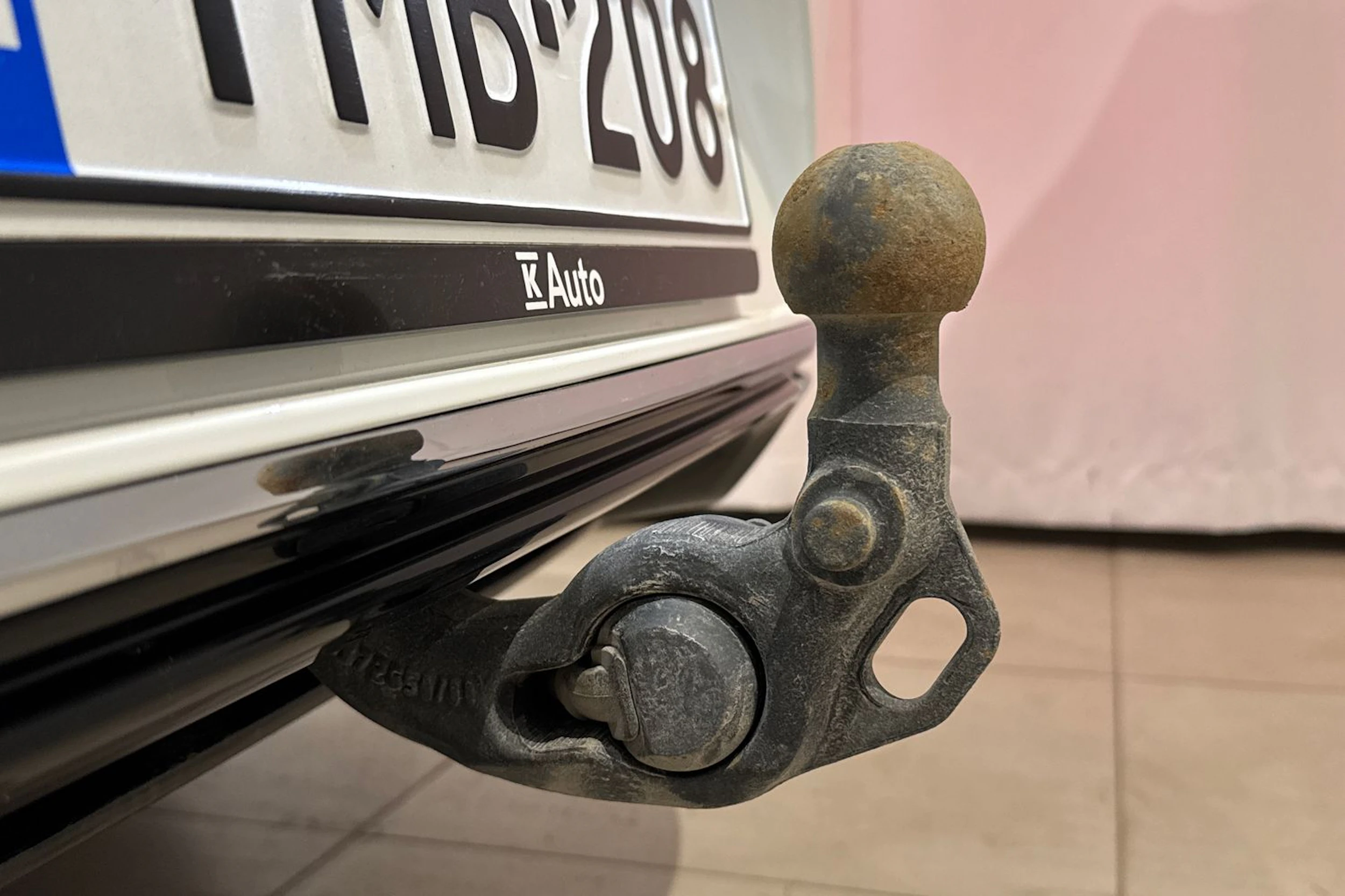 valkoinen Volkswagen Arteon 2022 kuva 16.