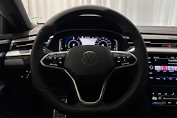 valkoinen Volkswagen Arteon 2022 kuva 19.