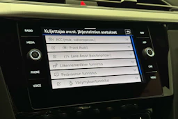 valkoinen Volkswagen Arteon 2022 kuva 26.