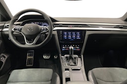 musta Volkswagen Arteon 2022 kuva 9.