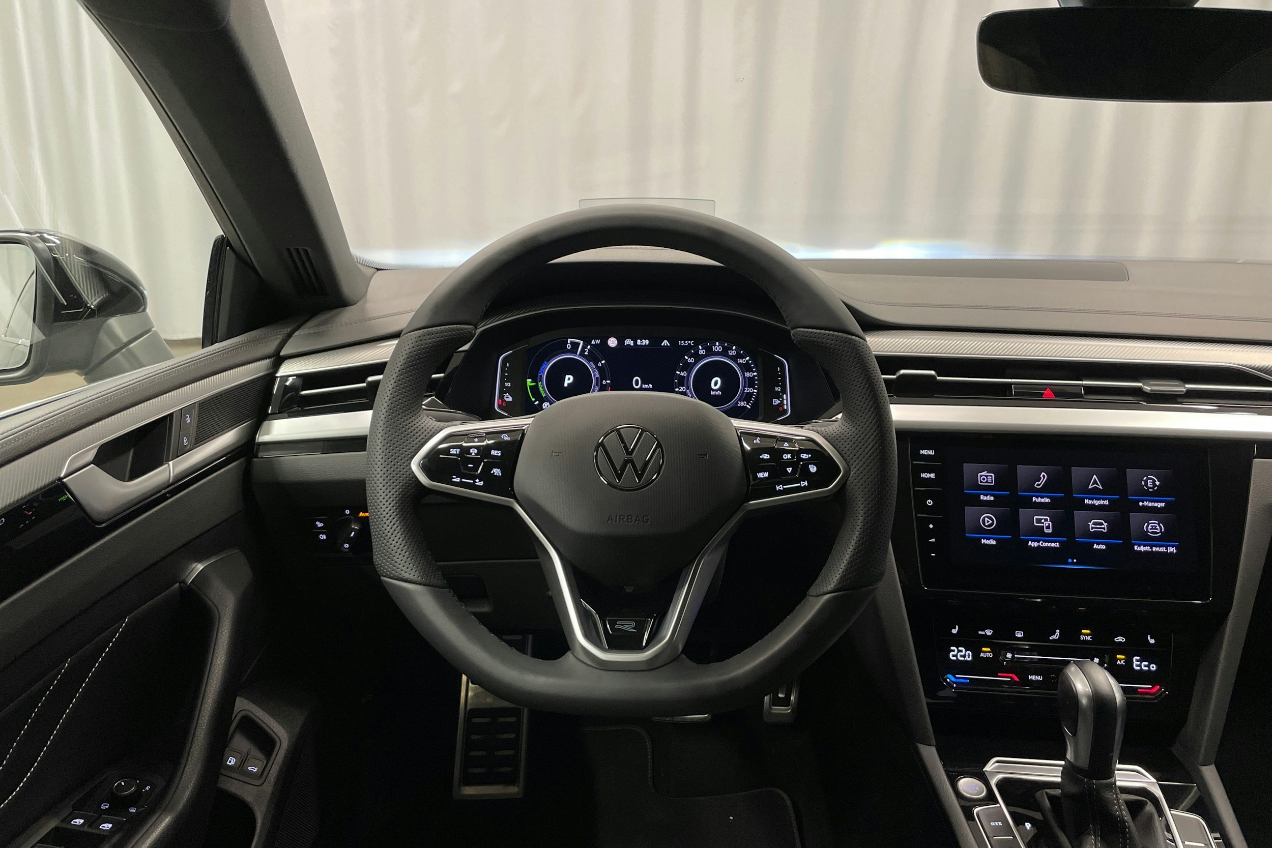 musta Volkswagen Arteon 2022 kuva 14.
