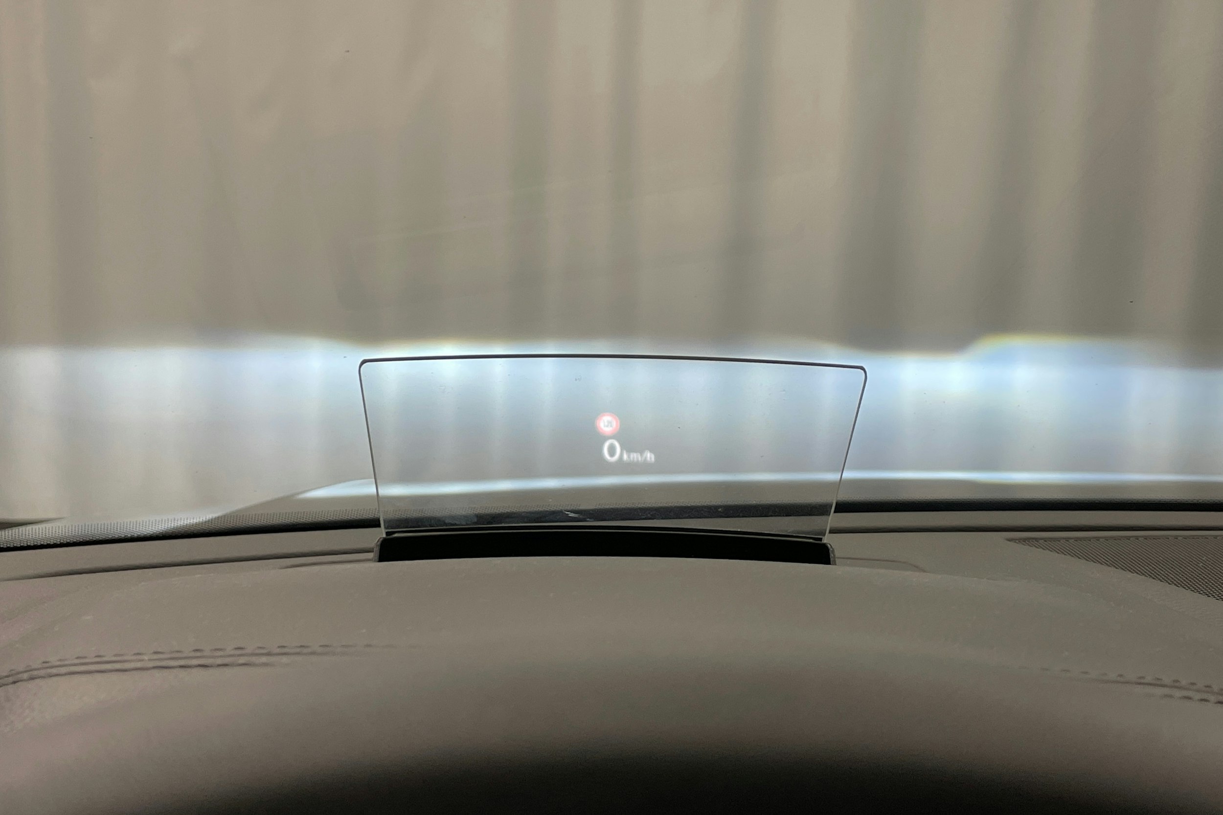 musta Volkswagen Arteon 2022 kuva 18.