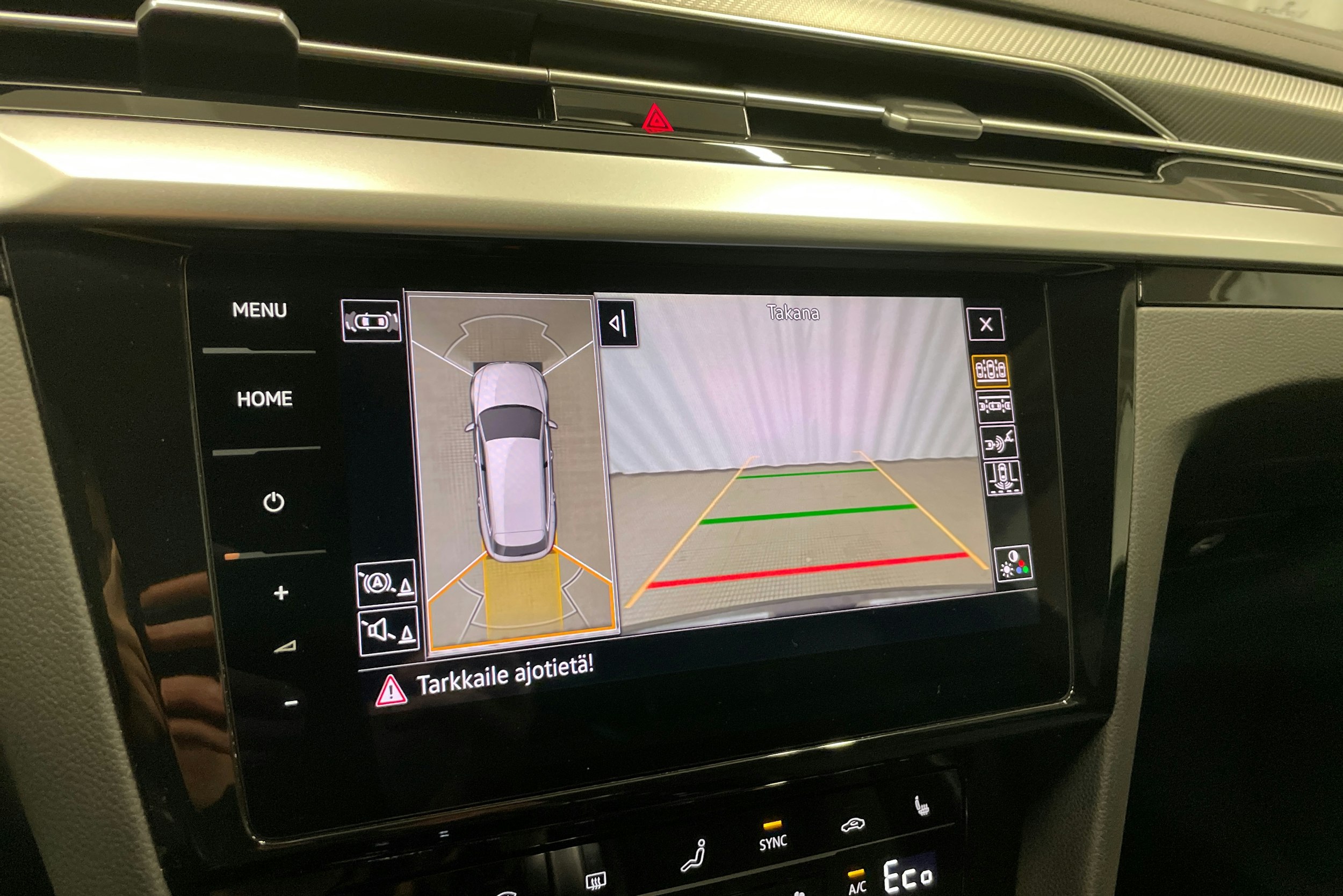 musta Volkswagen Arteon 2022 kuva 20.