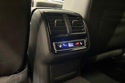 musta Volkswagen Arteon 2022 kuva 27.