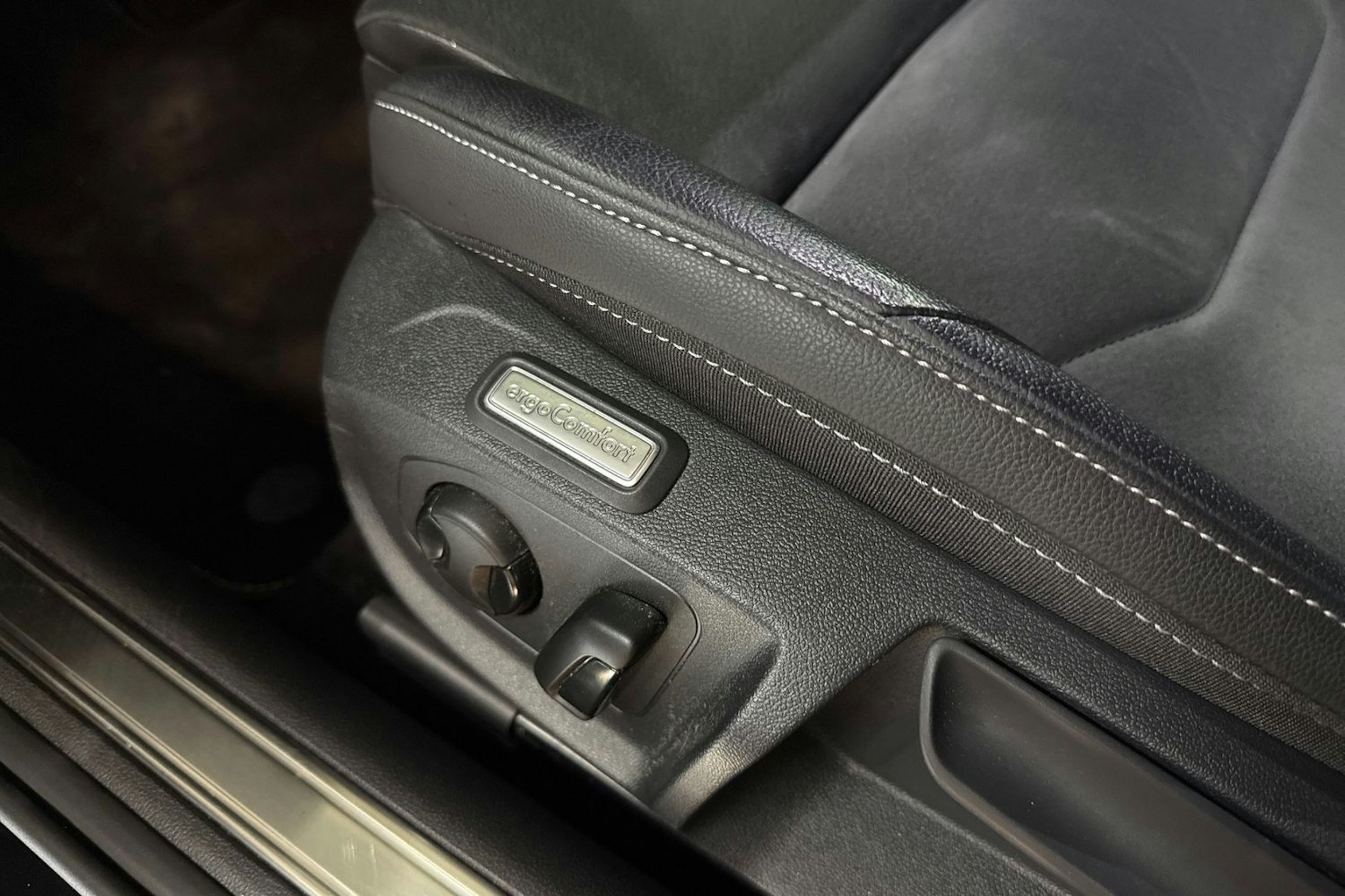 musta Volkswagen Arteon 2022 kuva 16.
