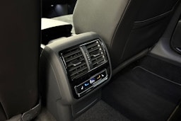 musta Volkswagen Arteon 2022 kuva 31.