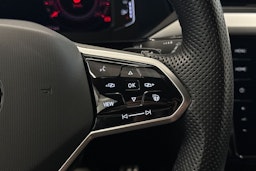 Sininen Volkswagen Arteon 2022 kuva 21.
