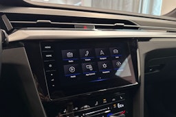 Sininen Volkswagen Arteon 2022 kuva 28.