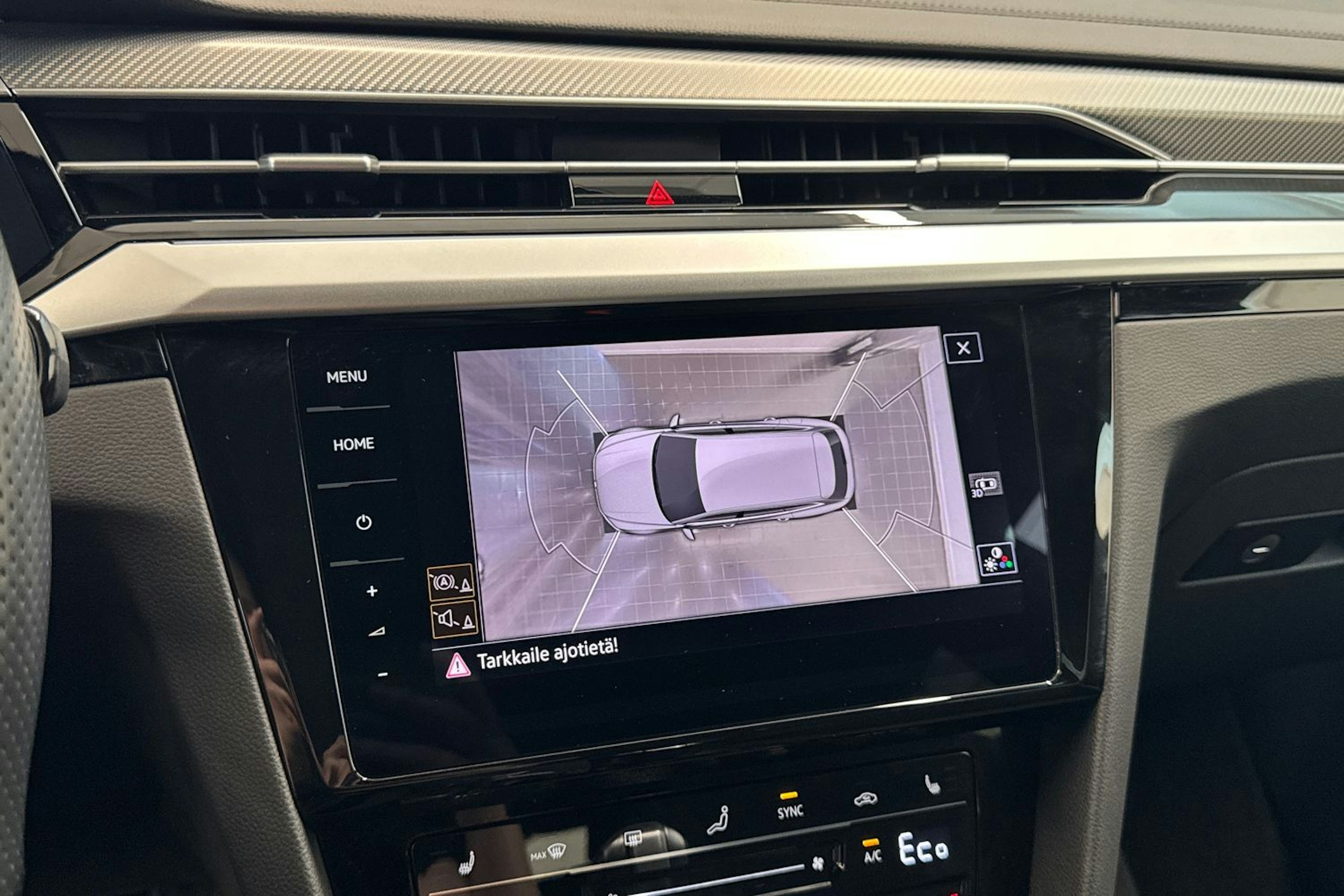 Sininen Volkswagen Arteon 2022 kuva 32.