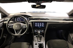 sininen Volkswagen Arteon 2022 kuva 9.
