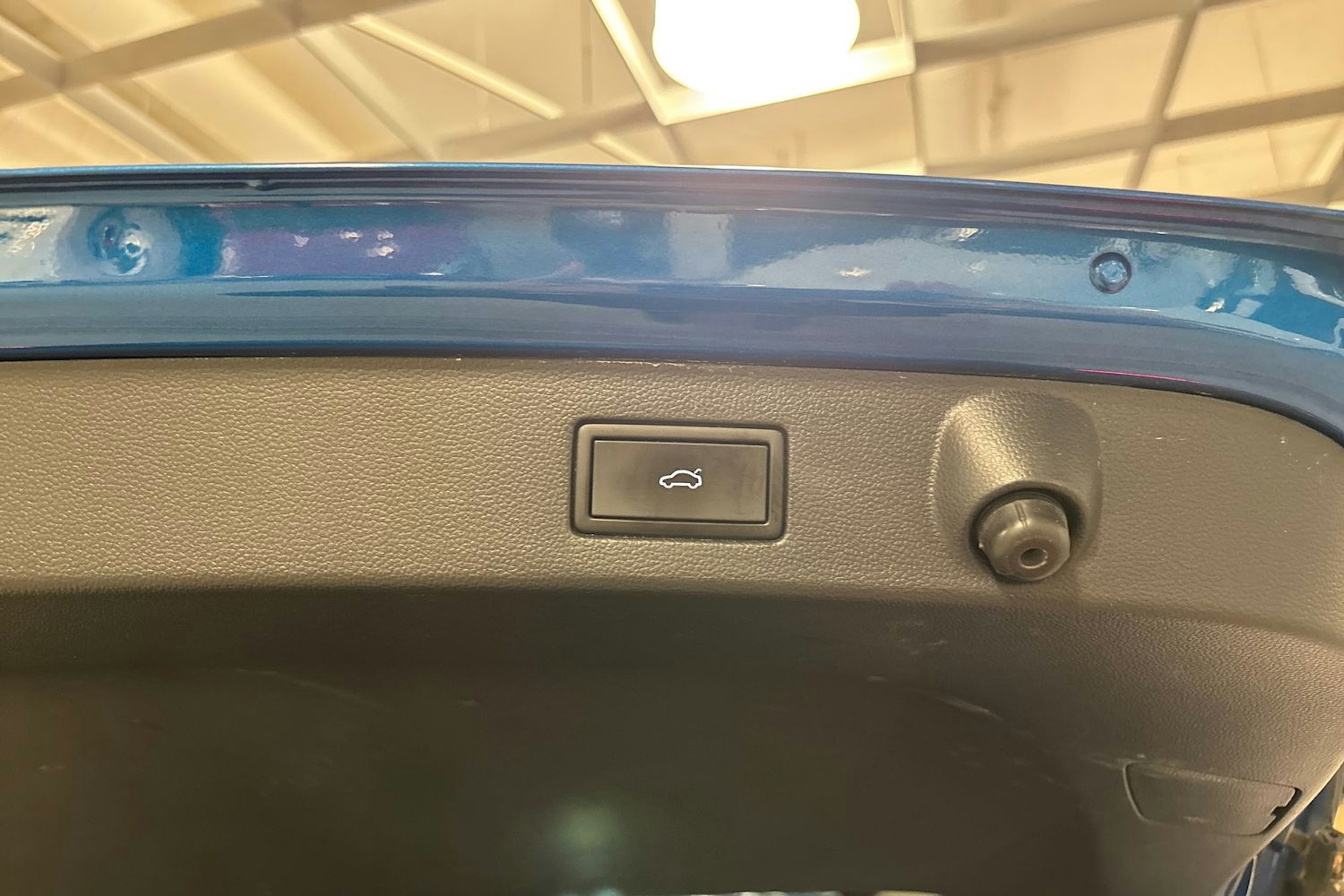 sininen Volkswagen Arteon 2022 kuva 15.