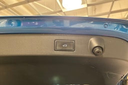 sininen Volkswagen Arteon 2022 kuva 15.