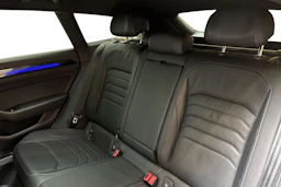 musta Volkswagen Arteon 2023 kuva 11.