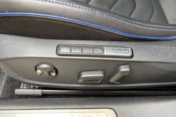 musta Volkswagen Arteon 2023 kuva 21.