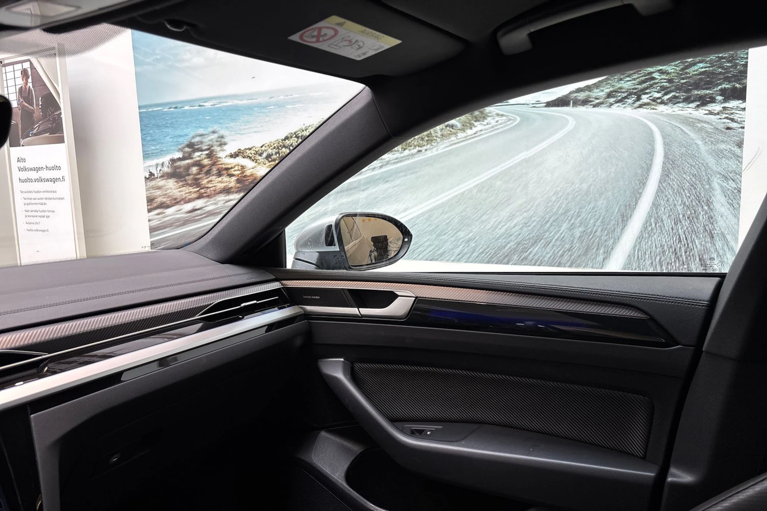 musta Volkswagen Arteon 2023 kuva 29.