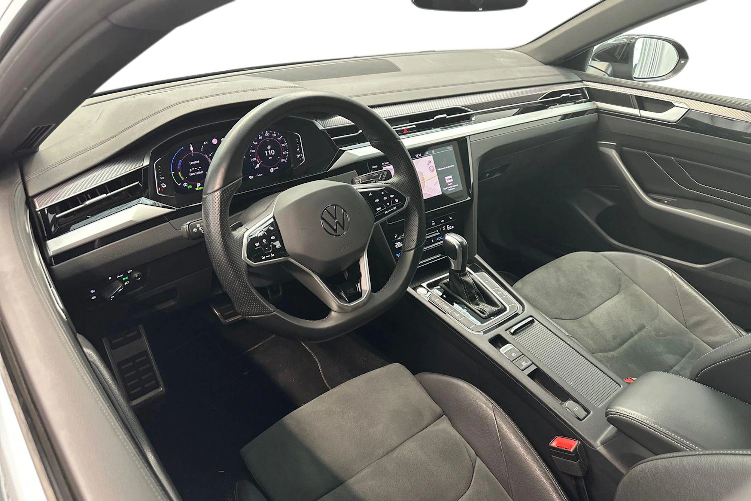 musta Volkswagen Arteon 2023 kuva 3.