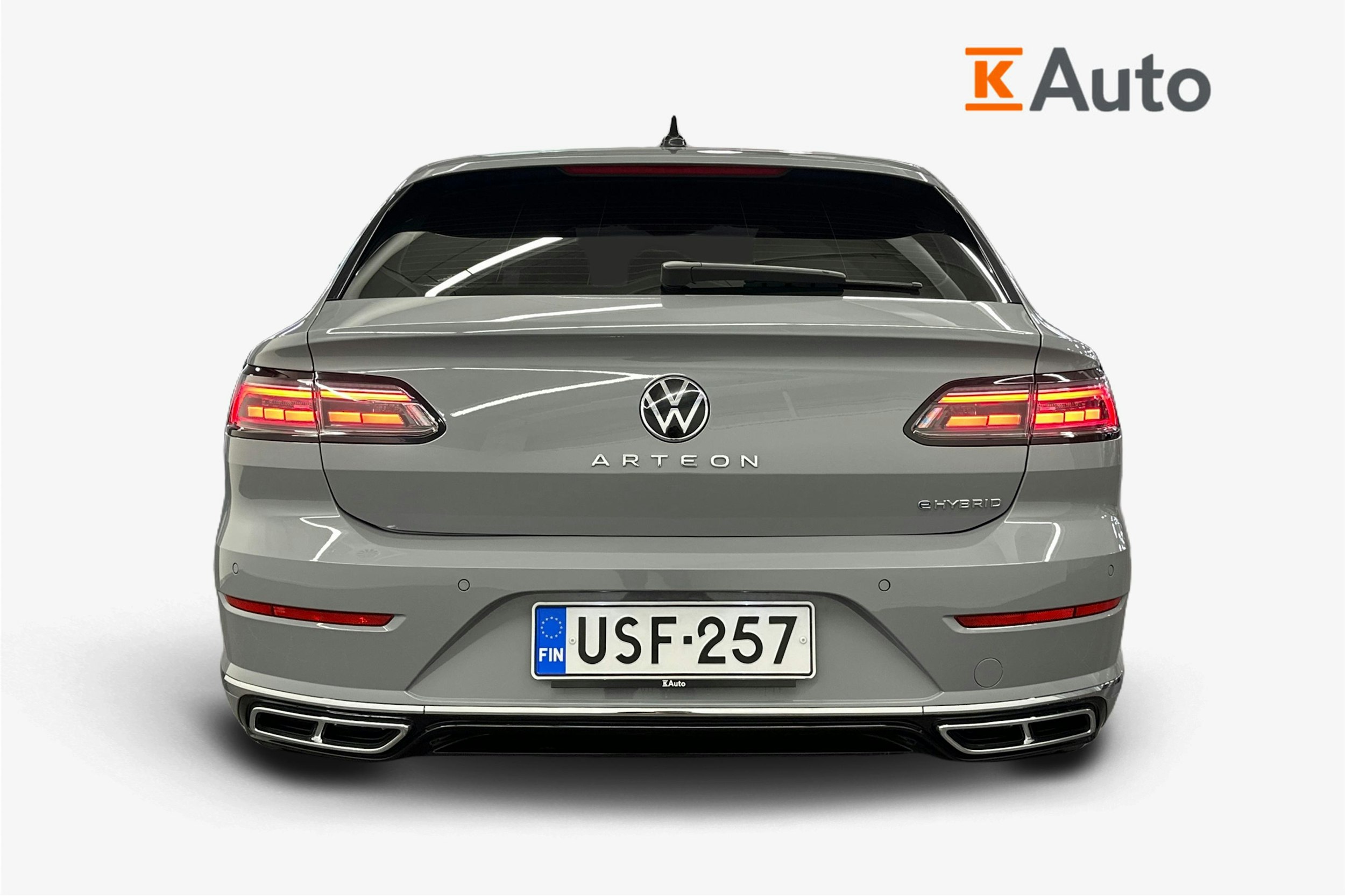 harmaa Volkswagen Arteon 2023 kuva 5.