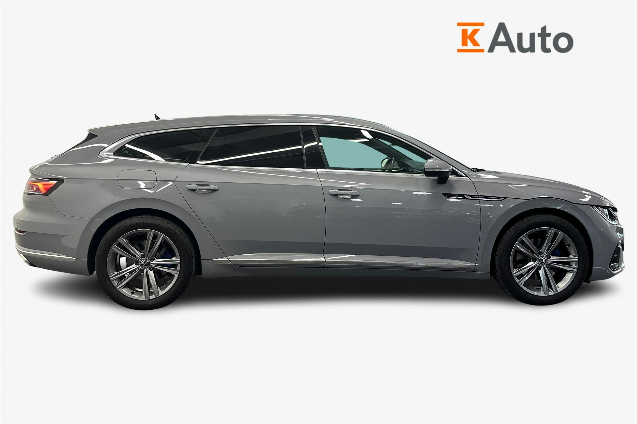 harmaa Volkswagen Arteon 2023 kuva 9.