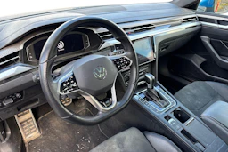 sininen Volkswagen Arteon 2023 kuva 3.