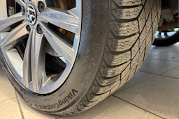 sininen Volkswagen Arteon 2023 kuva 10.