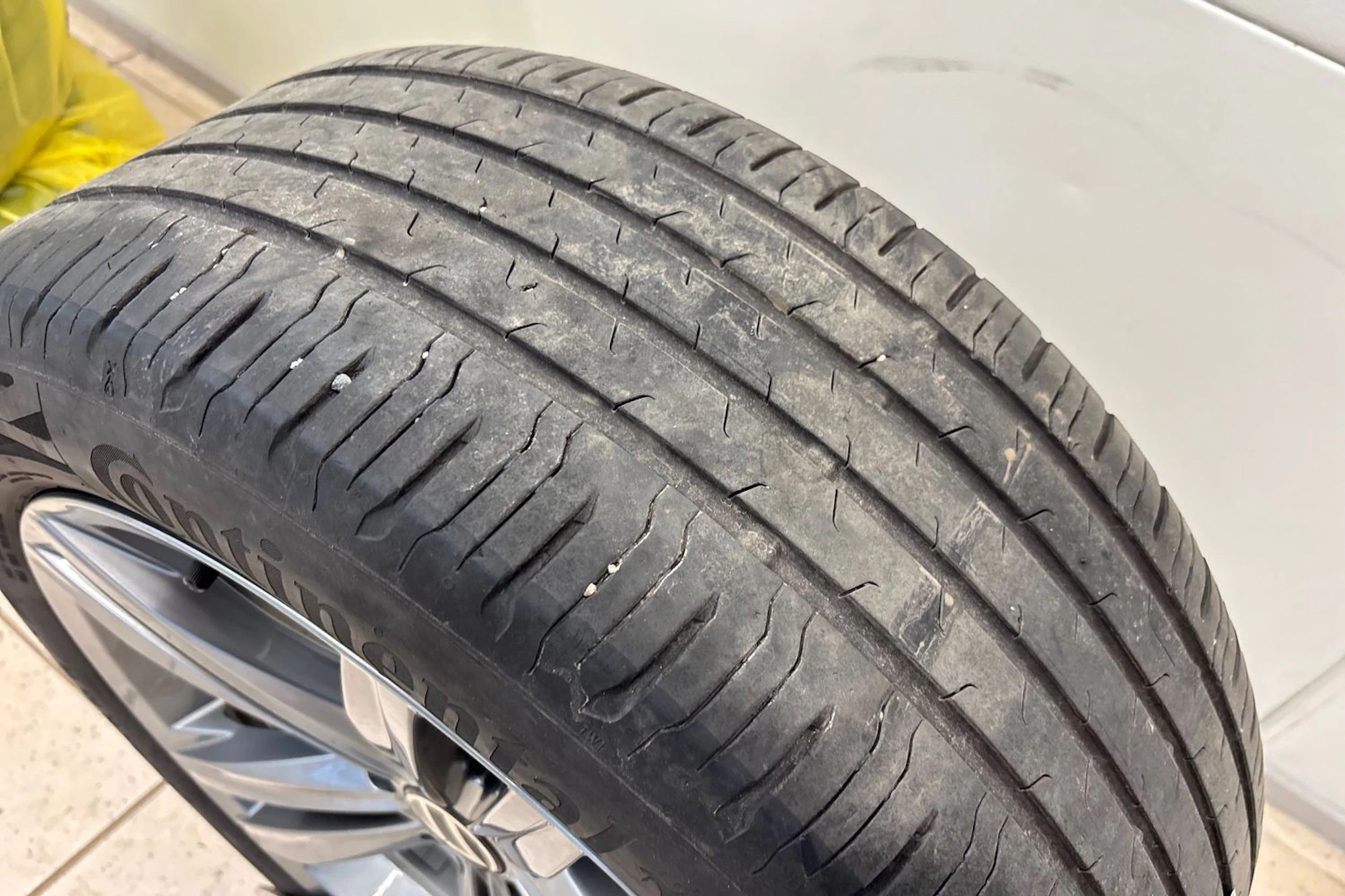 sininen Volkswagen Arteon 2023 kuva 12.