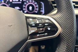 sininen Volkswagen Arteon 2023 kuva 15.