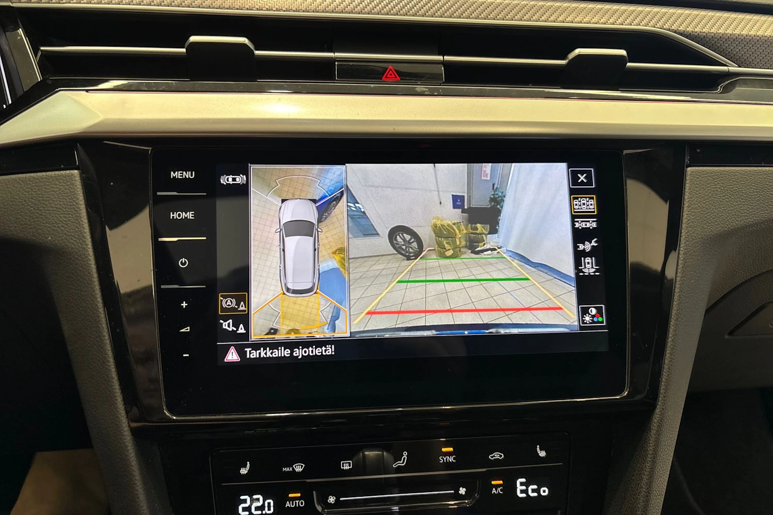 sininen Volkswagen Arteon 2023 kuva 29.