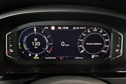 Sininen Volkswagen Arteon 2023 kuva 17.