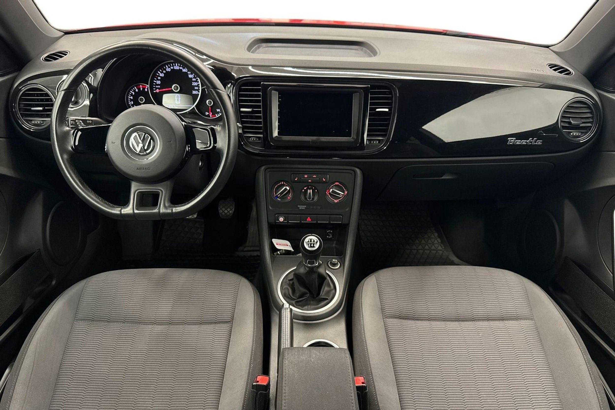 Punainen Volkswagen BEETLE 2012 kuva 7.
