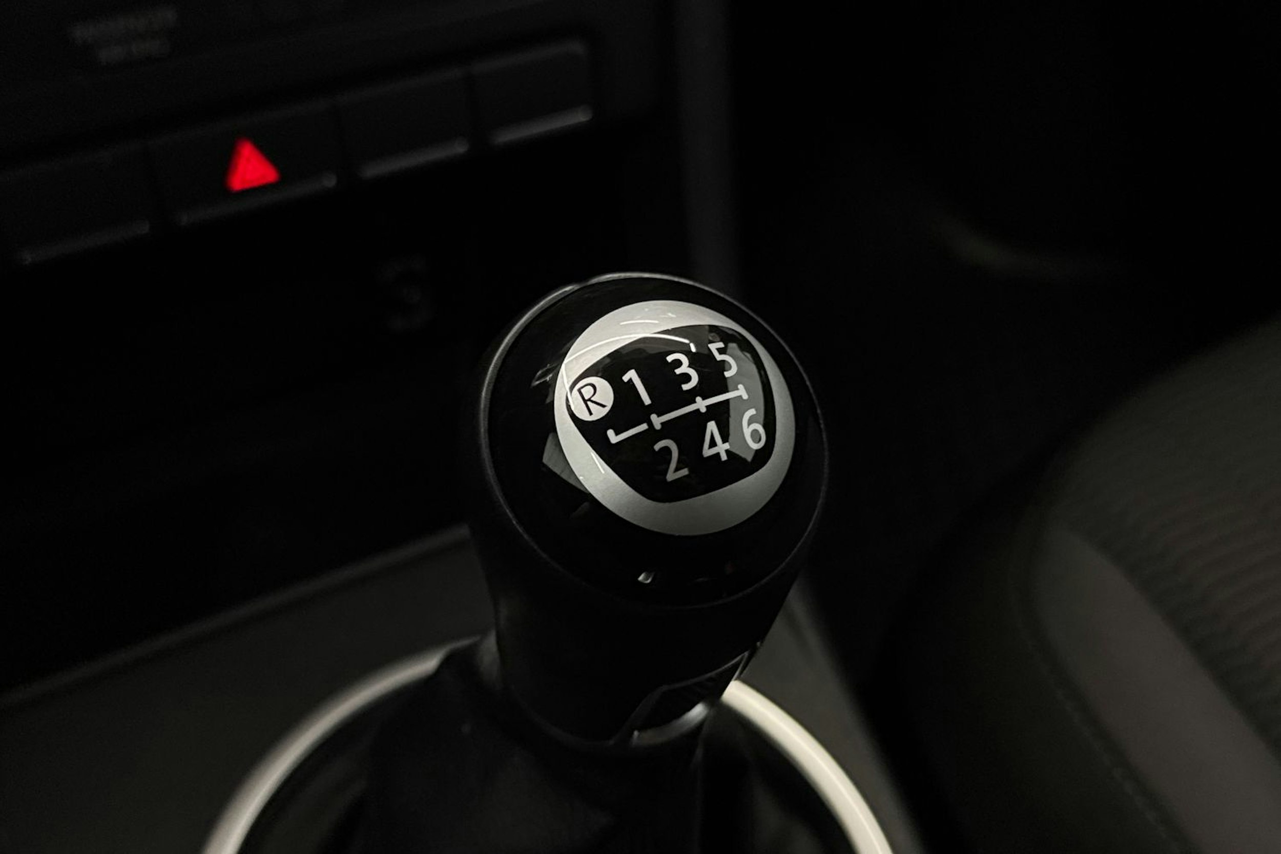 Punainen Volkswagen BEETLE 2012 kuva 26.