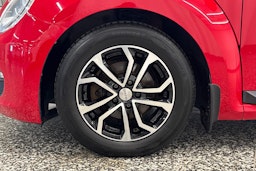 Punainen Volkswagen BEETLE 2012 kuva 29.