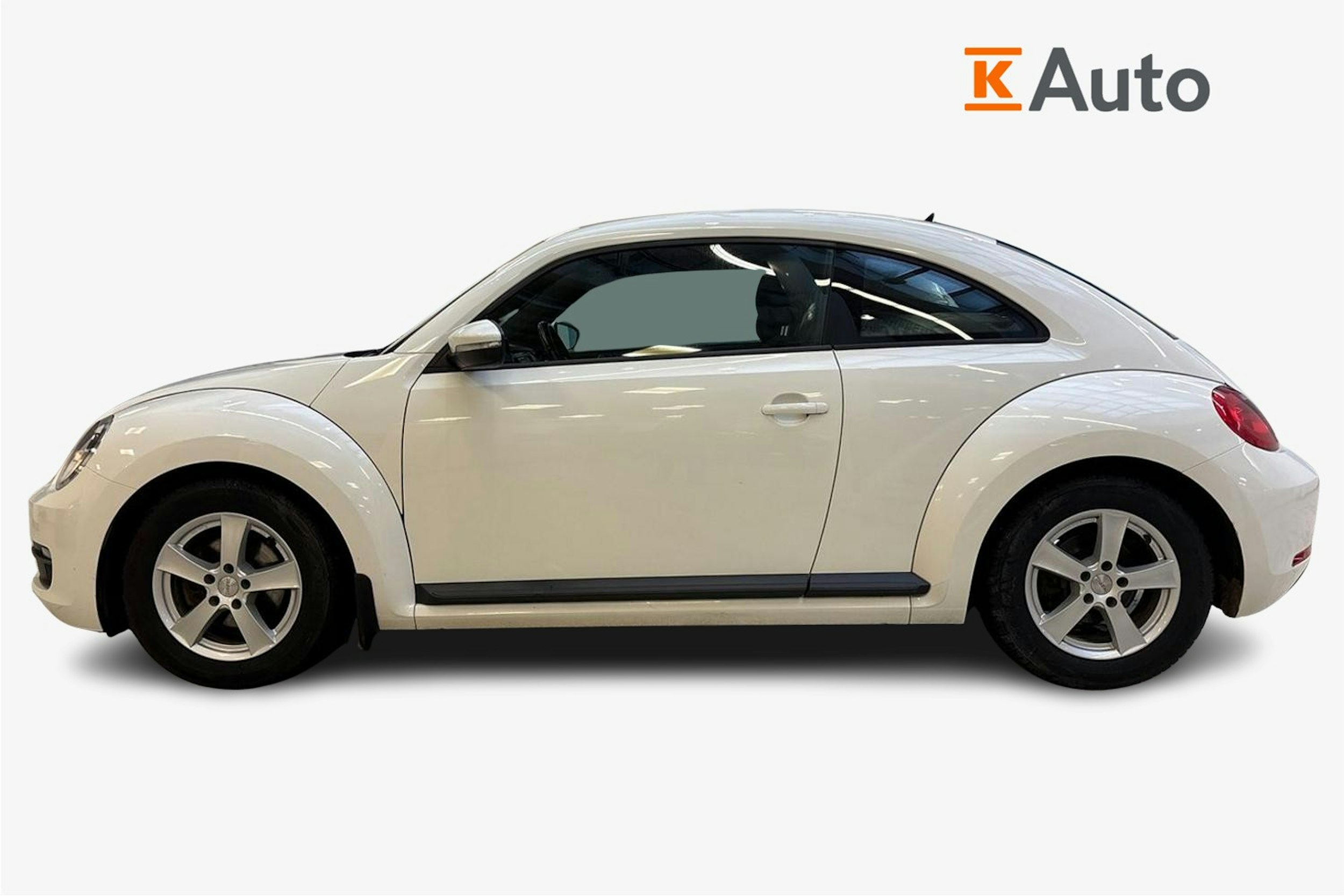 valkoinen Volkswagen Beetle 2012 kuva 6.