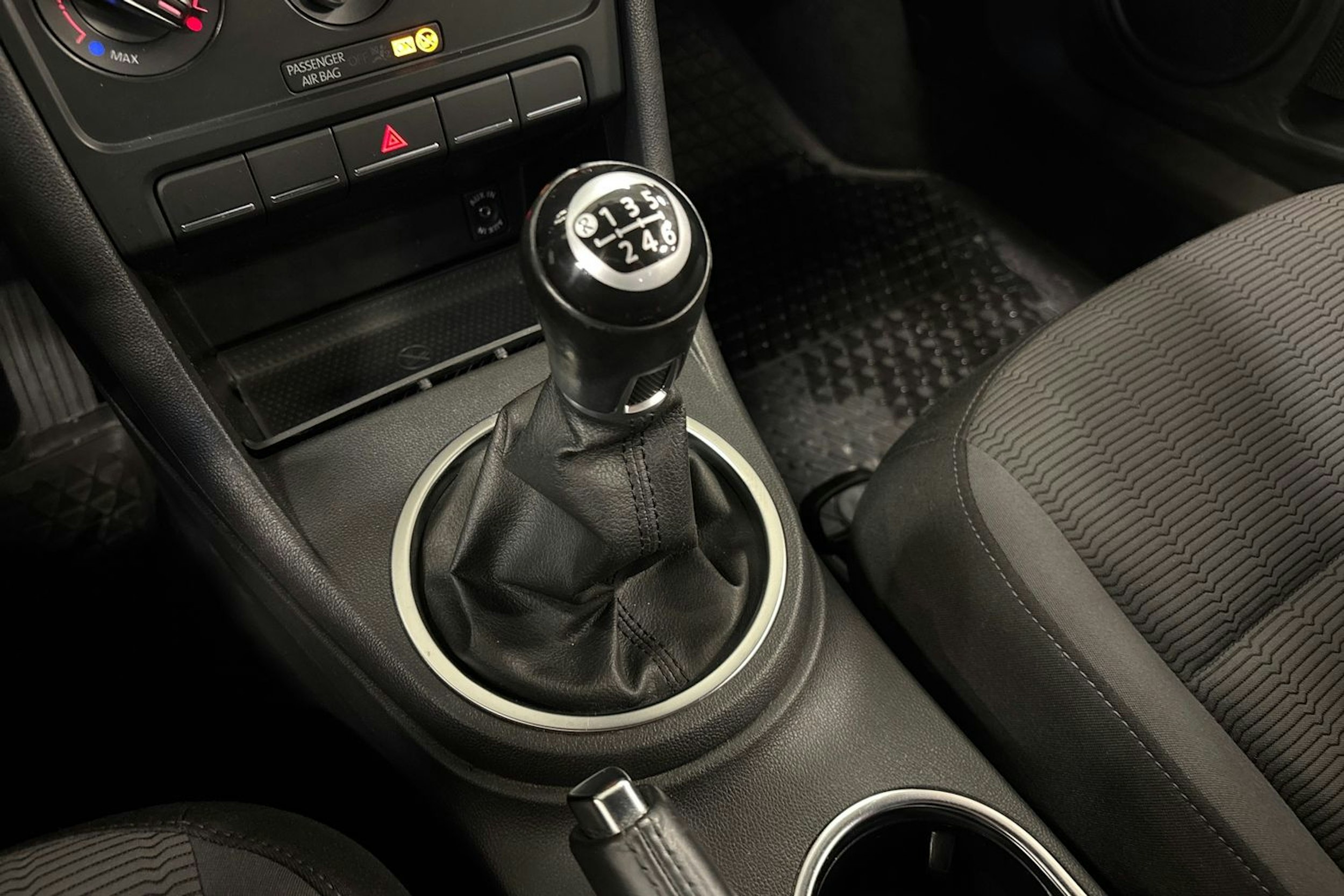 valkoinen Volkswagen Beetle 2012 kuva 19.