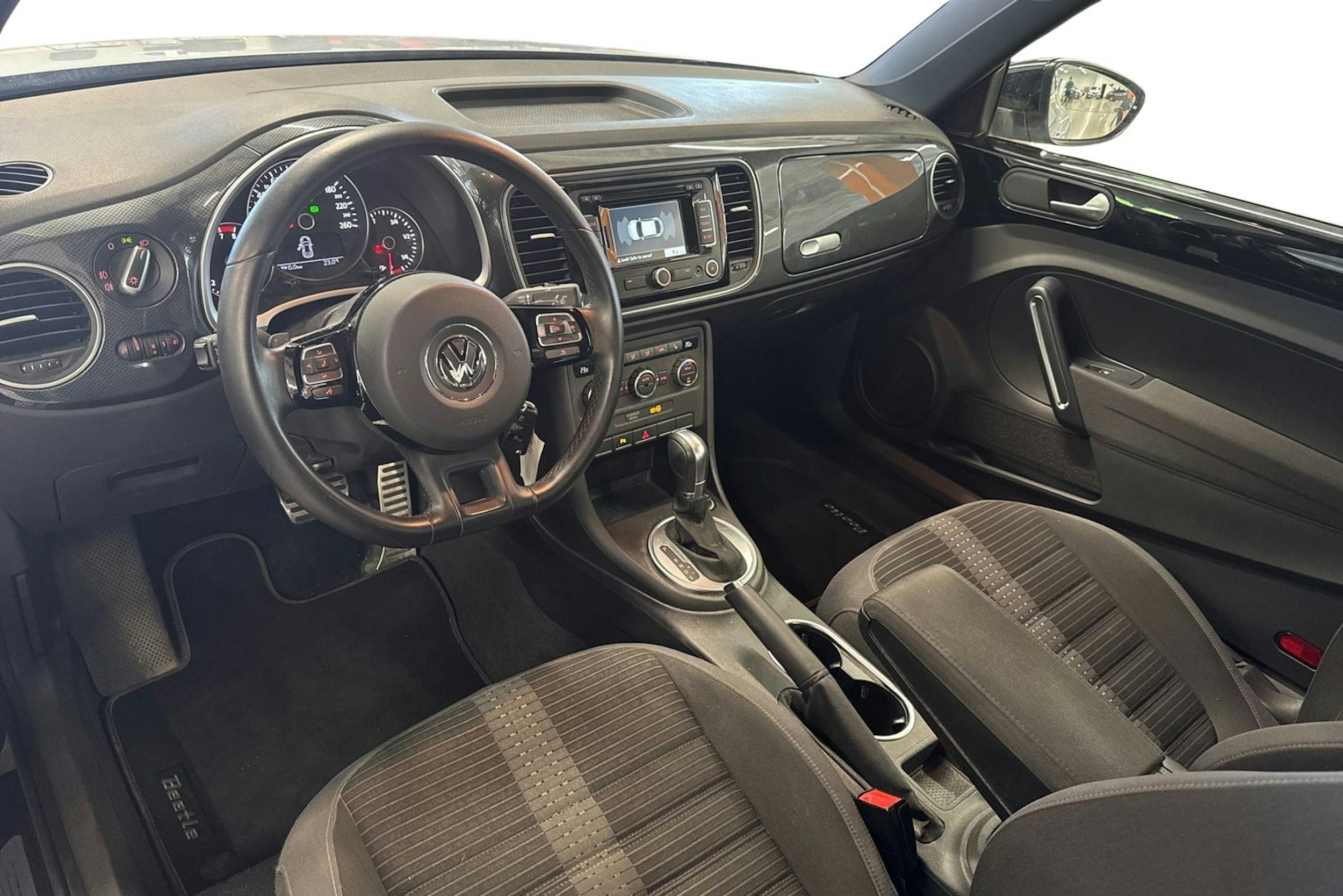 Harmaa Volkswagen BEETLE 2012 kuva 3.