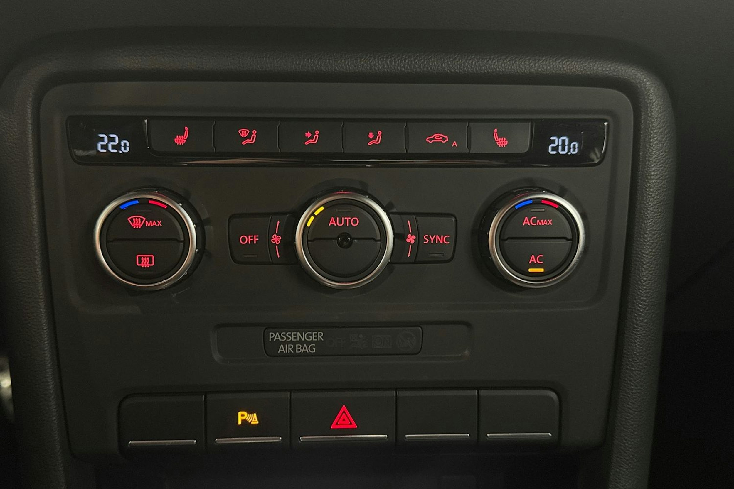 Harmaa Volkswagen BEETLE 2012 kuva 25.