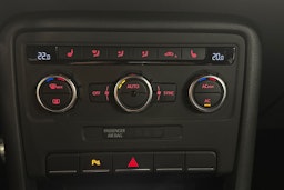 Harmaa Volkswagen BEETLE 2012 kuva 25.
