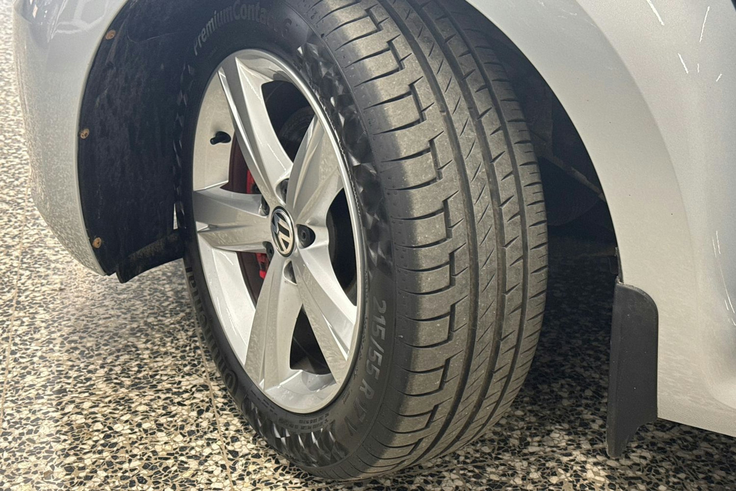 Harmaa Volkswagen BEETLE 2012 kuva 34.